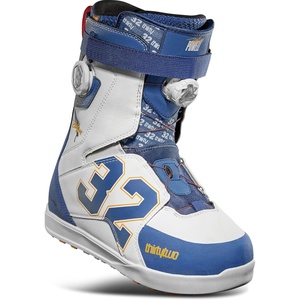 image:imageThirtyTwo Lashed Double Boa Snowboard Boots  Snowboard Boots with DualZone Lacing amp Grippy OutsoleNavy  White Zeb Powell 2026