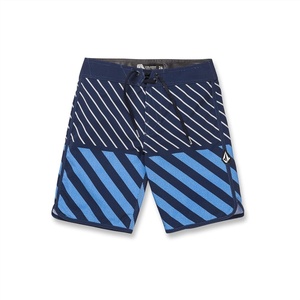image:imageVolcom Boys Treader Scallop Mod Big KidsQuarta Navy